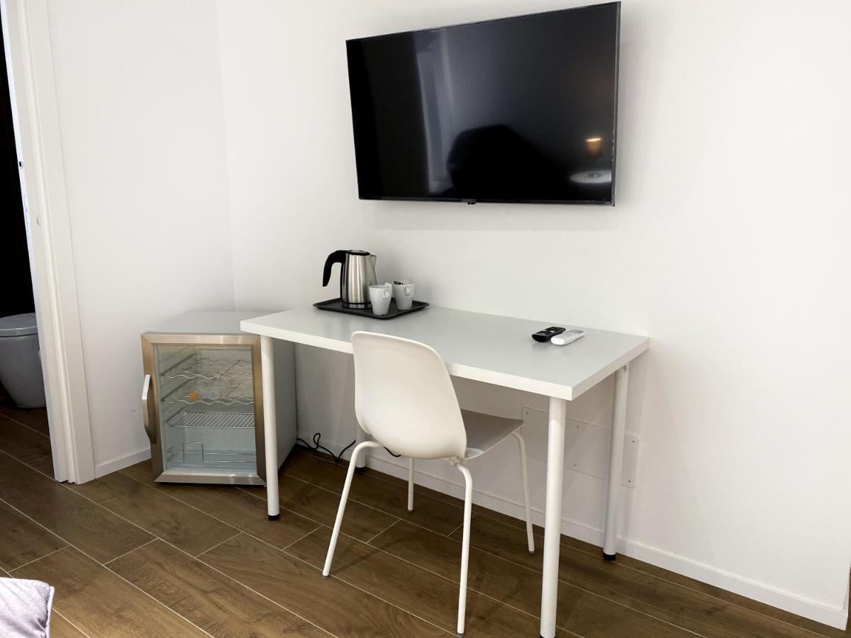 Business Home Via Isonzo B&B Foggia Exterior foto